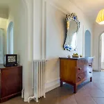 Apartman Beautiful By The Sea Front *
