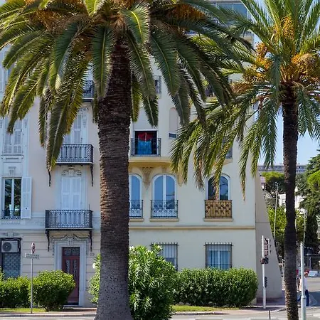 Beautiful By The Sea Front Nice