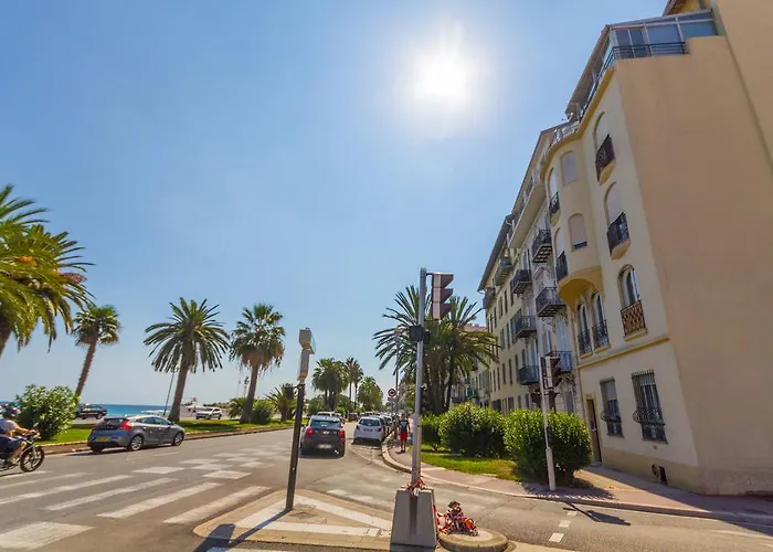 Apartament Beautiful By The Sea Front Nicea